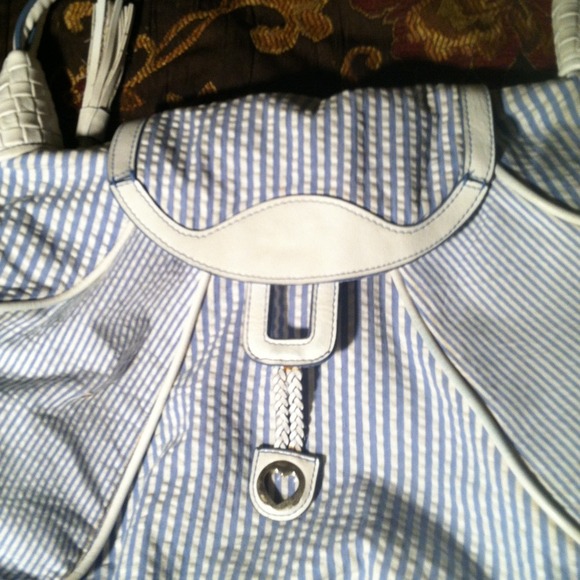 Purse - Picture 2 of 4