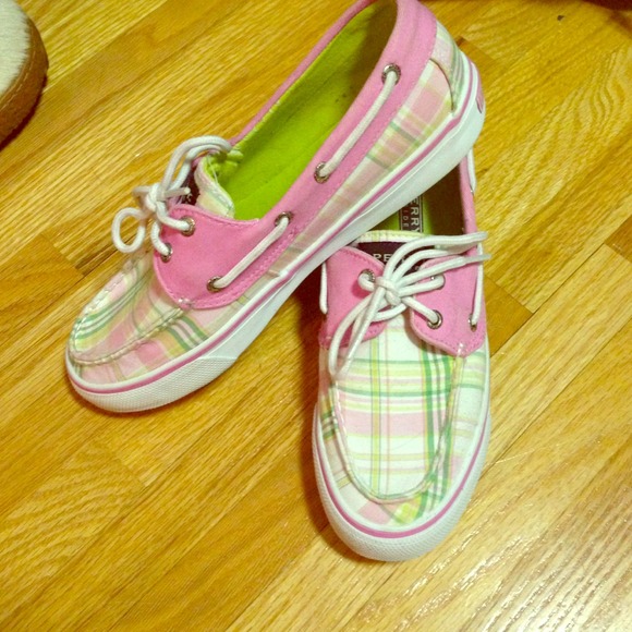 Sperry top sider boat shoes
