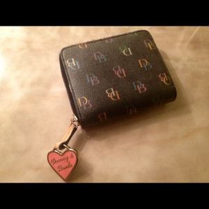 Small black Dooney & Bourke wallet