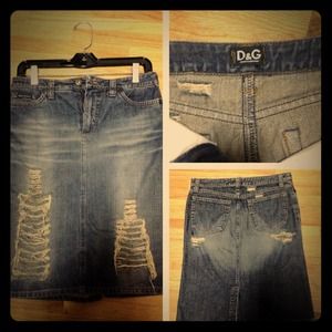 D&G knee length denim skirt