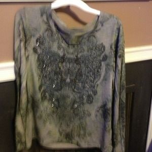 Green source shirt never worn too large