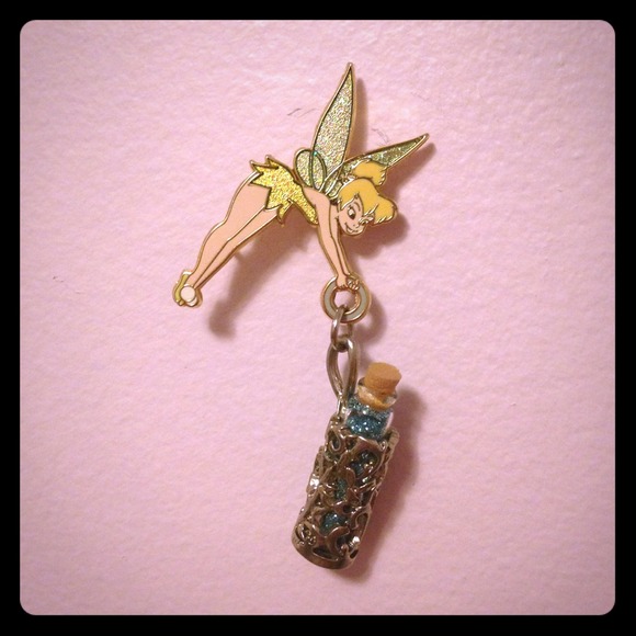 🚫RESERVED🚫Authentic Disney Tinkerbell pin