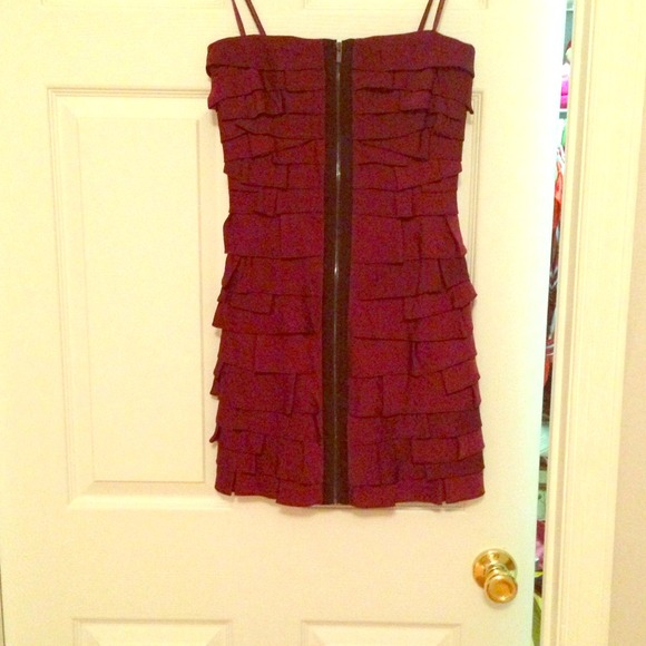 BCBG BRAND NEW burgundy tiered mini