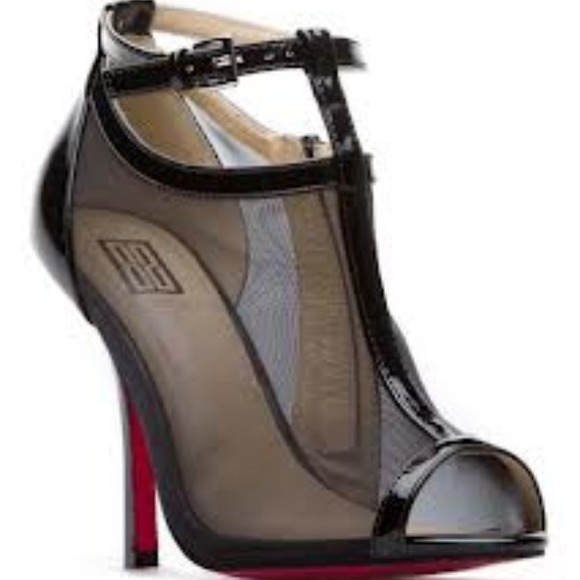 Shoes - Picture 1 of 2