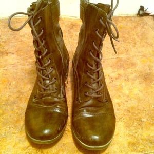 Guess combat style boots with double sided zipper