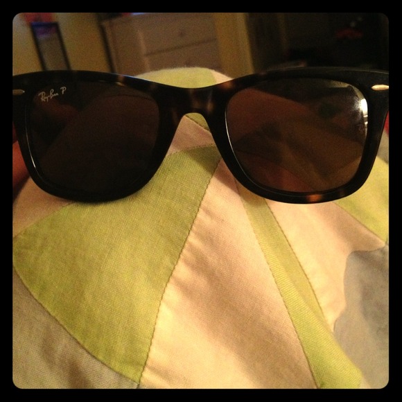 RESERVED!! rayban wayfarer's REDUCED!!