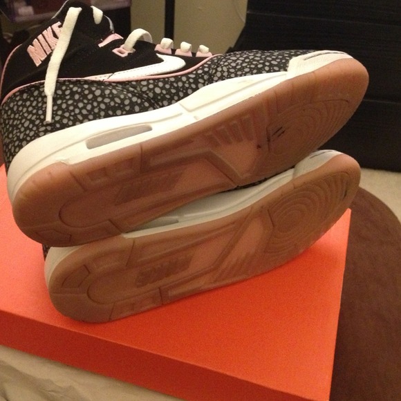 Nike Air Assaults - Picture 4 of 4