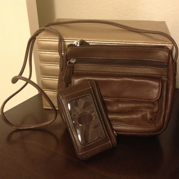 Fossil purse and wallet