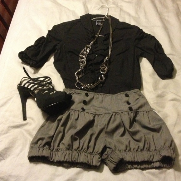Gray bubble shorts