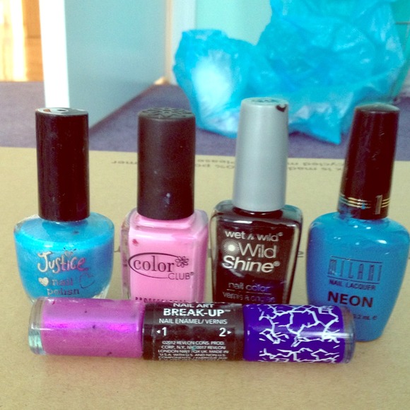 Nail polish lot