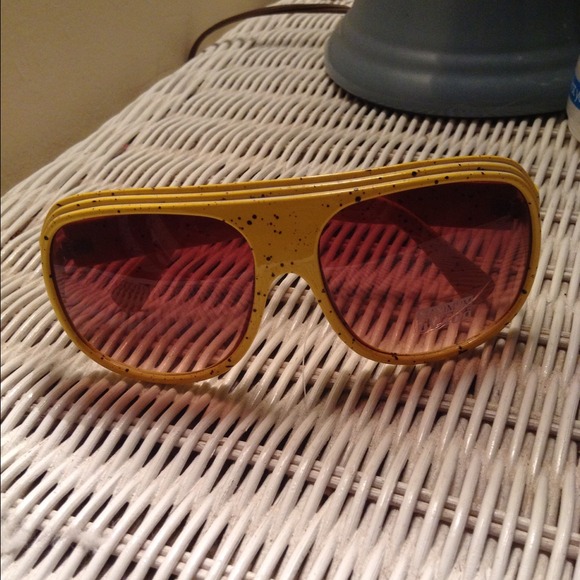 Yellow speckled sunglasses