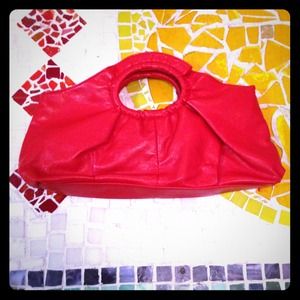 Red clutch