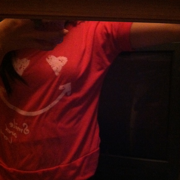 Smile shirt - Picture 2 of 4