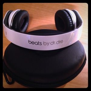 White Studio Beats by Dre