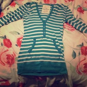 Hollister Long Sleeve Shirt
