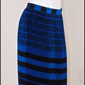 Brioni 100% silk pleated skirt, mid-calf  size 2.