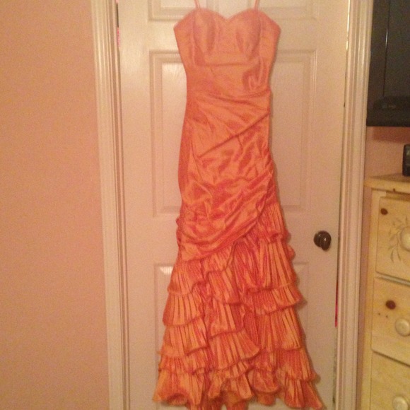 Cache dress