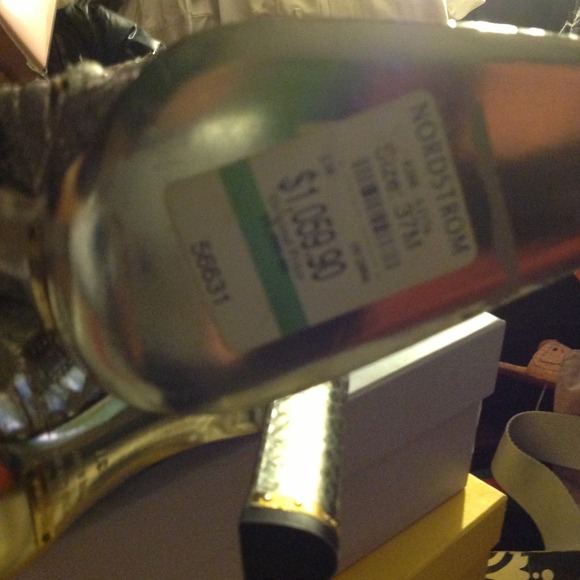 🌺Rare Authentic silver Dolce and Gabbana high🌺 - Picture 3 of 4