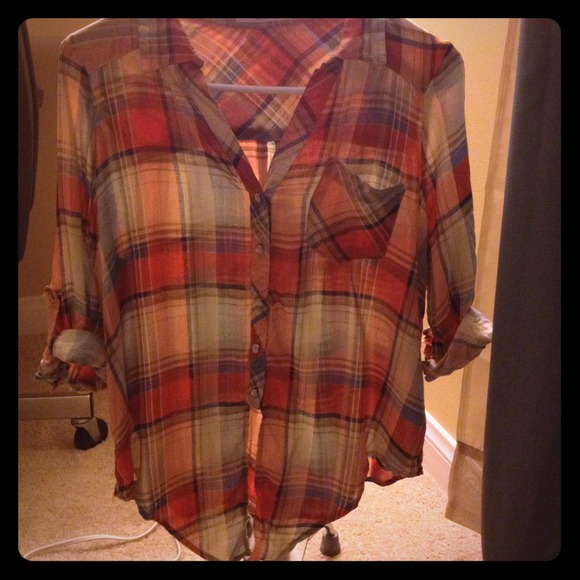 Brand new plaid top!