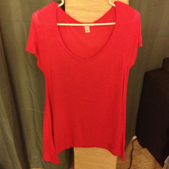 Kenneth Cole hot pink flare out top!