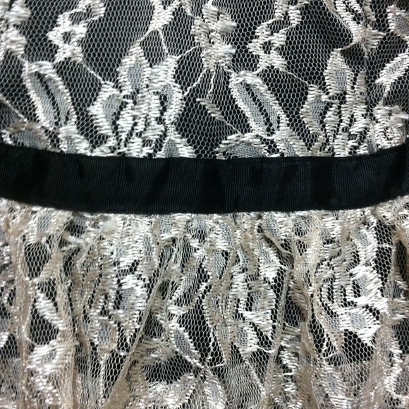 Lace Strapless Dress. - Picture 2 of 2