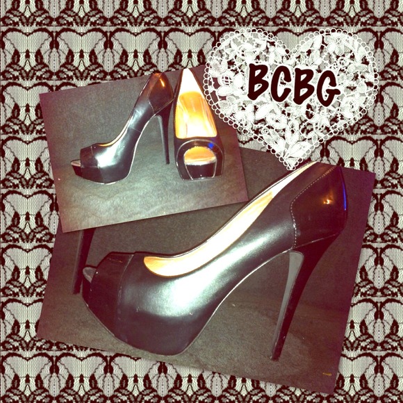 Adorable "LittleBlackDress" Heels!!