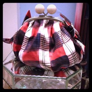 For @jerichostar Small, silk, coin purse!