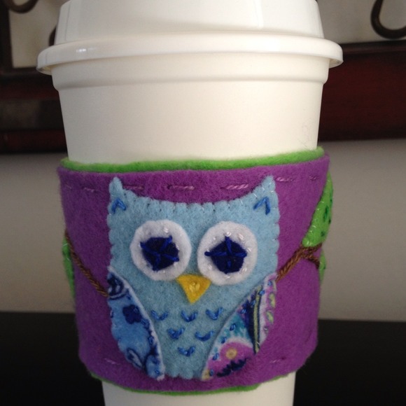 Owl felt cup sleeve with Starbucks cup and lid