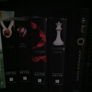 Traded with Andrea! Twilight Saga and The Host