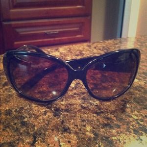 **Reserved** Black Jimmy Choo sunglasses
