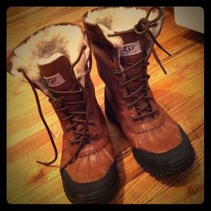 Ugg snow boots