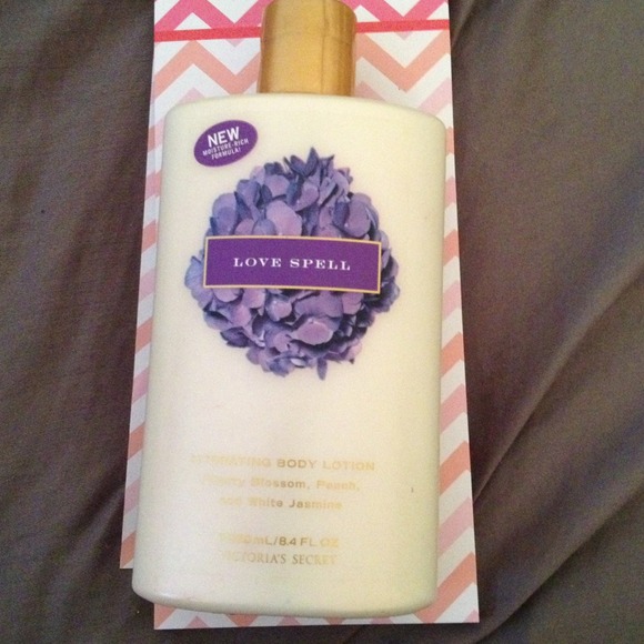 SOLD!   Victoria secret lotion