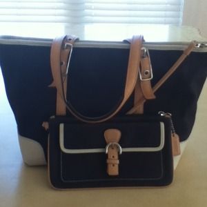 RESERVED! UNTIL 8 PM TONIGHTAuthentic Coach Purse