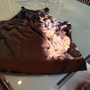 ☀️SOLD in bundle☀️T Tahari silky blouse/tank NWOT