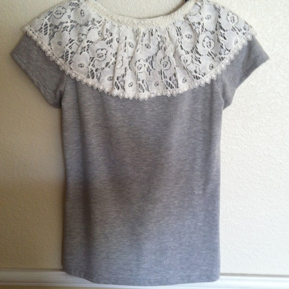 Nice Q tee - Picture 3 of 3