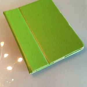 🌟SOLD in bundle🌟Lime green iPad cover