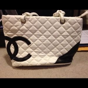 🎀RESERVED🎀Chanel Cambon Medium Shoulder Bag