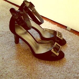 Black heels REDUCED💰