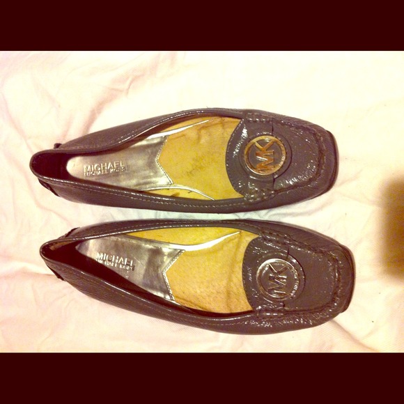 Authentic Michael kors flats