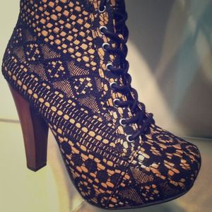 Texture platform heels !