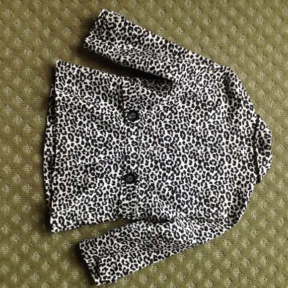 💞SOLD IN BUNDLE💞 - Picture 4 of 4