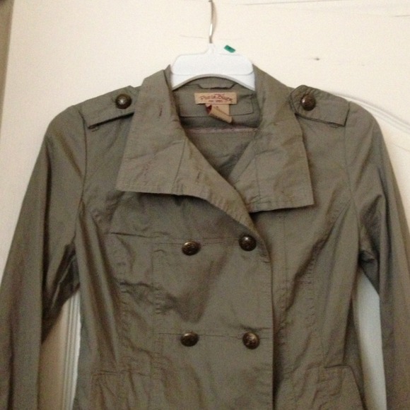 Cute military inspired jacket - Picture 3 of 3