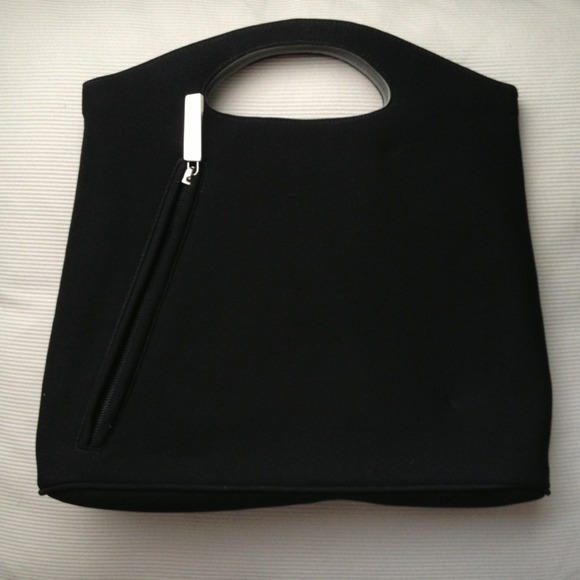 Black/grey REVERSIBLE handbag! Authentic Ferragamo