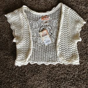 REDUCED! Lace top. Size L, fits like M. Brand new