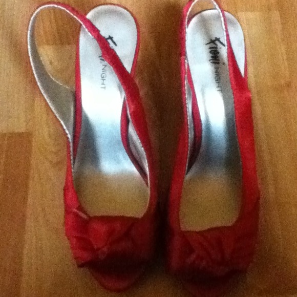 Red 2" Fioni heels