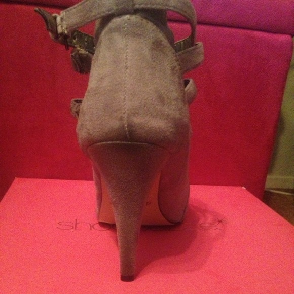 🔴Sold🔴Lavender heels - Picture 4 of 4