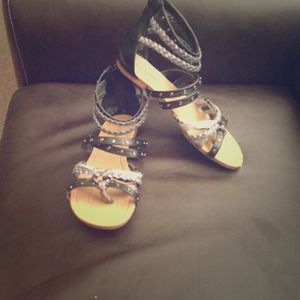 ❗Sold❗Cute gladiator type sandals