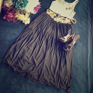 🚫SOLD🚫High waisted black skirt with sequins
