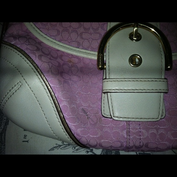 Fabulous Coach Bag - Picture 2 of 4