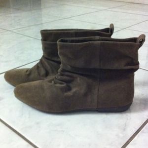 ❌SOLD❌ Light Brown suede boots